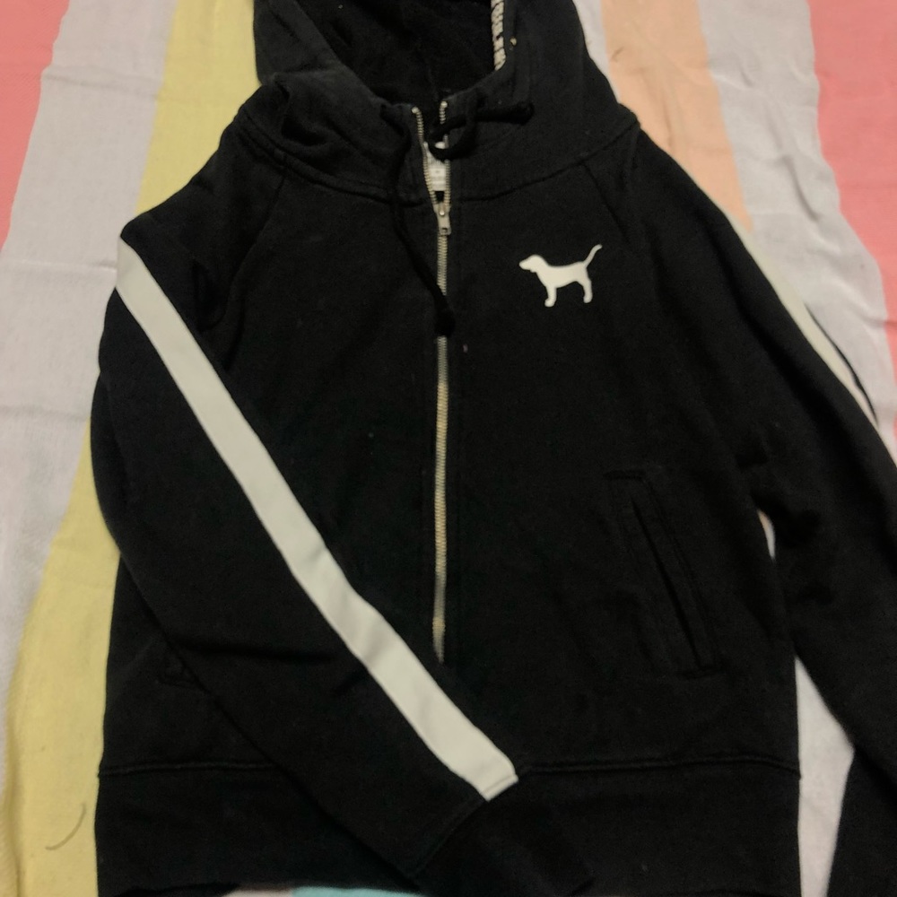 🚫TRADED🚫 VS PINK black zip up
